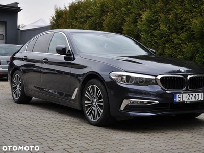 BMW Seria 5 530i GPF xDrive Luxury Line