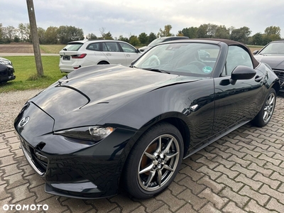 Mazda MX-5 RF SKYACTIV-G 132 Sports-Line