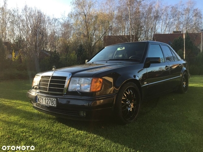 Mercedes-Benz W124 (1984-1993)