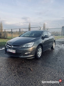 OPEL ASTRA J 2014 1.4