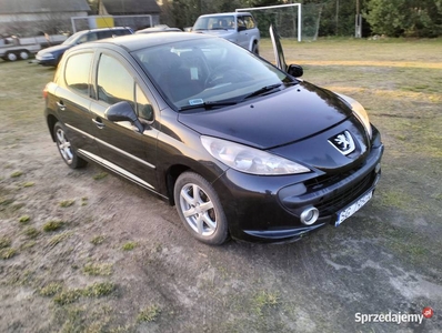 Peugeot 207 1.6bezyna 130tys przebiegu zamiana