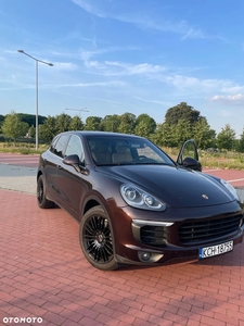 Porsche Cayenne Standard