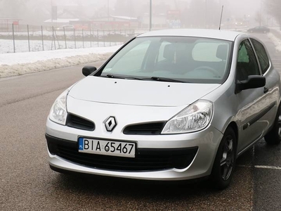 Renault Clio III 1,2 benzyna