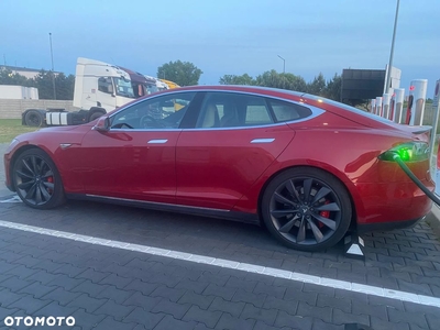 Tesla Model S D Performance