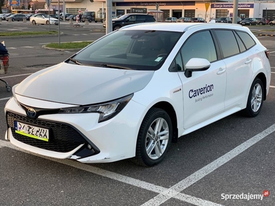 Toyota Corolla 1.8 Hybrid Kombi