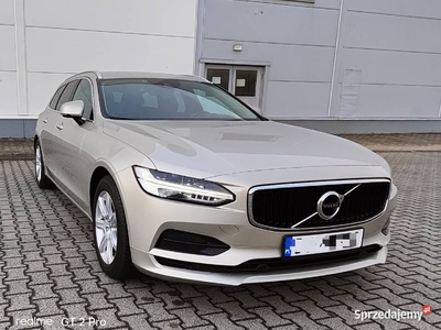 Volvo V90 D3 Momentum