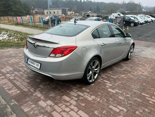 Opel Insignia 1.8 benzyna sedan z niskim przebiegiem 132 tys km !!!