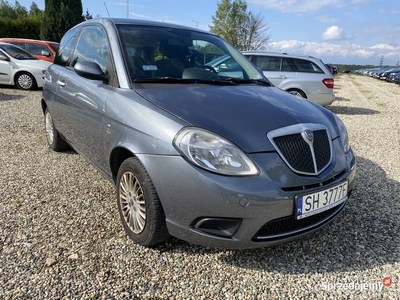 Lancia Ypsilon