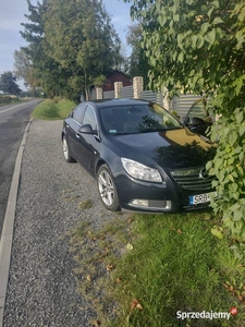 OPEL INSIGNIA