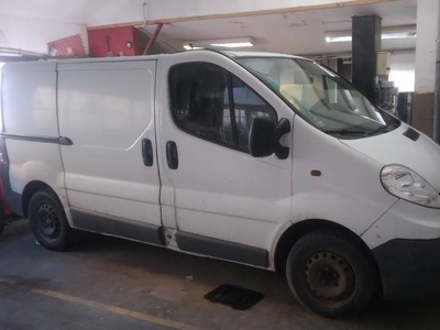 Renault trafic 2.0 dci