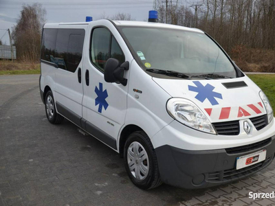 Renault Trafic 2,5 DCI 146ps * AMBULANS * karetka * NOSZE * klima * ICDauto