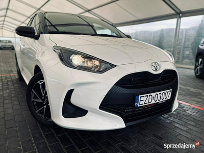 Toyota Yaris 1.0 Benzyna* 72 KM* ZAREJESTROWANY* IV (2020-)