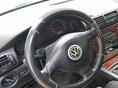 Volkswagen Passat 1.9