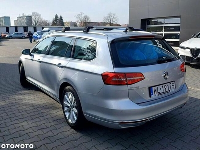 Volkswagen Passat 2018 · 140 598 km · 1 968 cm3 · Diesel