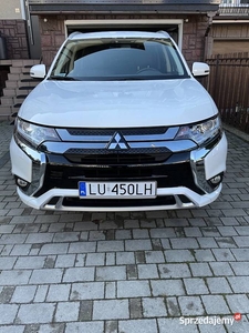 Outlander PHEV na gwarancji, 1 właściciel. Salon Niemcy