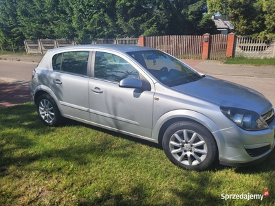 Astra H 1.7 cdti 2005 rok w pełni sprawny ,zadbana 5dzwi