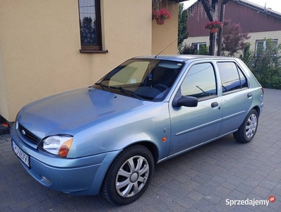 Ford Fiesta 1.8 tddi,5 drzwi, ekonomiczna, 2001r,