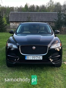 Jaguar F-Pace Premium