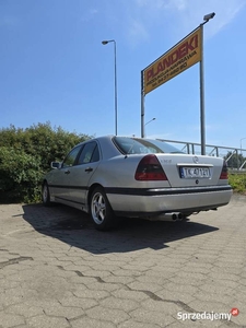 Mercedes W202 C-klasa c180