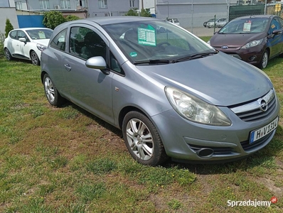 Opel corsa 1.2 benzyna 173 tys przebiegu 1 właściciel serwisowany opłacony