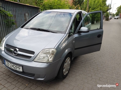 Opel Meriva 1,6. Benzyna