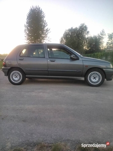 Renault Clio Baccara 1.8 zamiana