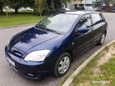 Toyota corolla 1,4 benzyna klimatyzacja