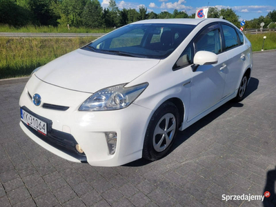 Toyota Prius IV (2009-)