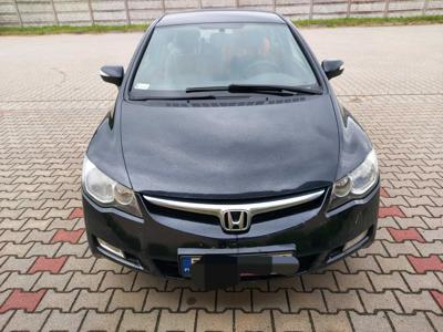 Honda civic 4dr 2007 r 1.8 benz + lpg