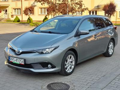 Używane Toyota Auris - 73 900 PLN, 126 000 km, 2018