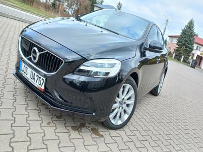 Używane Volvo V40 - 88 900 PLN, 21 000 km, 2018