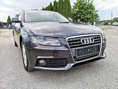 Audi A4 B8 Avant 2.0 TDI 143KM 2008