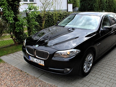 BMW Seria 5 F10-F11 Touring 525d 218KM 2011