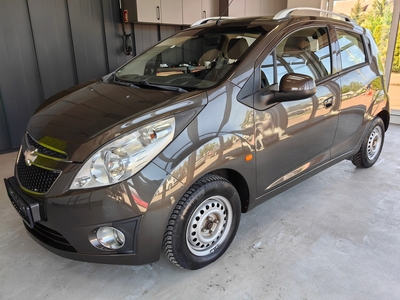 Chevrolet Spark II Hatchback 1.2L DOHC 81KM 2011