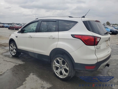 Ford Escape III 2018