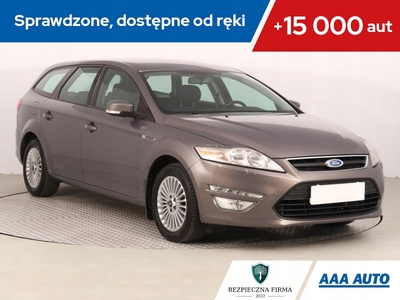 Ford Mondeo IV Kombi 2.0 Duratec Flexifuel 145KM 2011