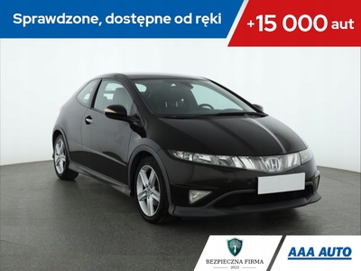 Honda Civic VIII Hatchback 3d 1.8 i-VTEC 140KM 2007