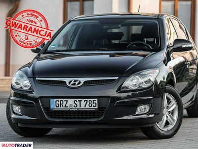 Hyundai i30 1.4 benzyna 109 KM 2010r. (Zwoleń)