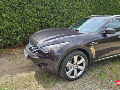 Infiniti FX