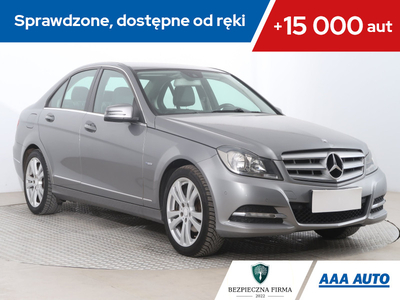 Mercedes Klasa C W204 Limuzyna 1.8 180 CGI BlueEFFICIENCY 156KM 2011