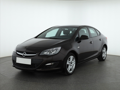 Opel Astra 2013 1.6 16V 98335km Sedan