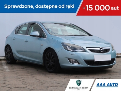 Opel Astra J Hatchback 5d 1.6 Twinport ECOTEC 115KM 2009