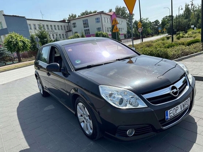 Opel Signum 1.9 CDTI ECOTEC 150KM 2008