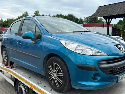 Peugeot 207 Hatchback 5d 1.4 16V 88KM 2007