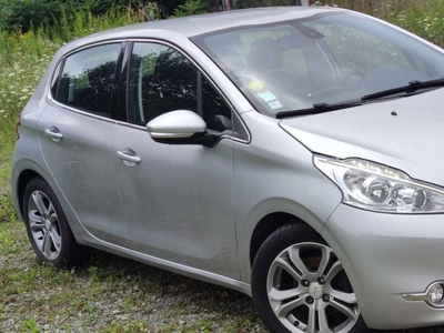 Peugeot 208 I Hatchback 5d 1.4 HDI 68KM 2013