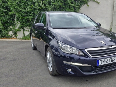 Peugeot 308 II Hatchback 5d 1.6 THP 125KM 2013