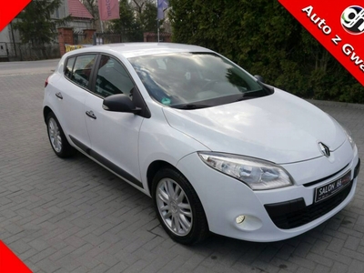 Renault Megane III Hatchback 1.6 16v 100KM 2010