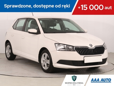 Skoda Fabia III Hatchback Facelifting 1.0 MPI 60KM 2021