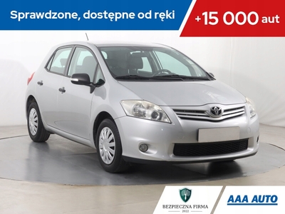 Toyota Auris I Hatchback 1.33VVT-i 100KM 2010