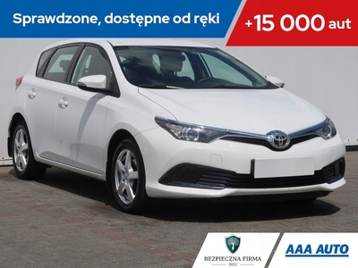 Toyota Auris II Hatchback 5d Facelifting 1.6 Valvematic 132KM 2018